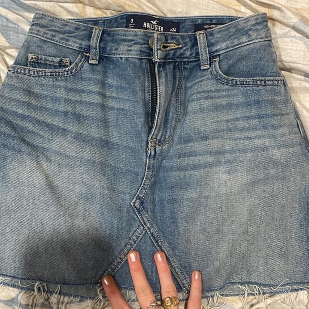 HOLLISTER DENIM SKIRT